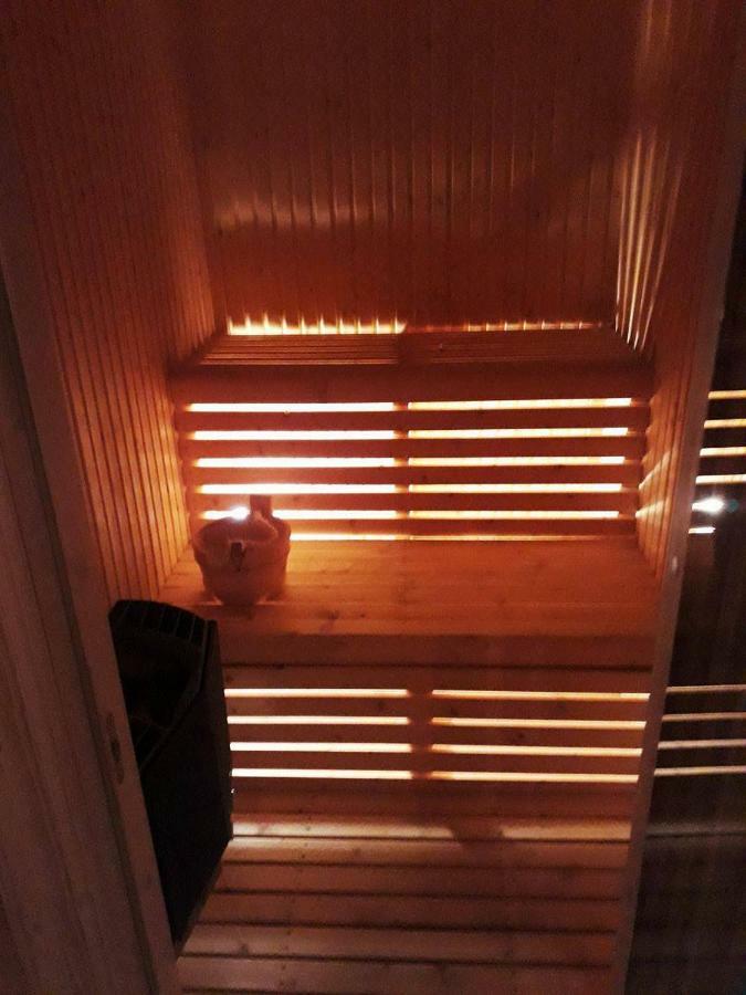 Blazerbu Four-Bedroom Chalet Myro エクステリア 写真